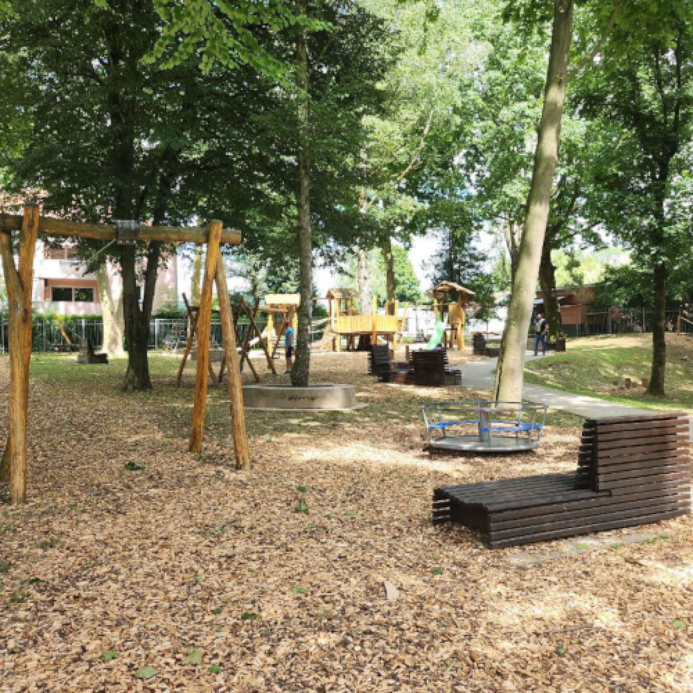 Tresimirjev park in otroško igrišče